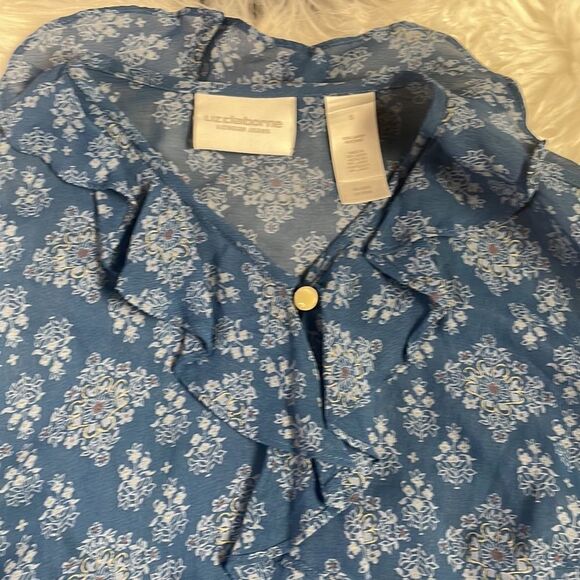 Liz Claiborne Ruffle Front Button Down Blouse, Ladies Size M, Blue& White - Picture 3 of 4
